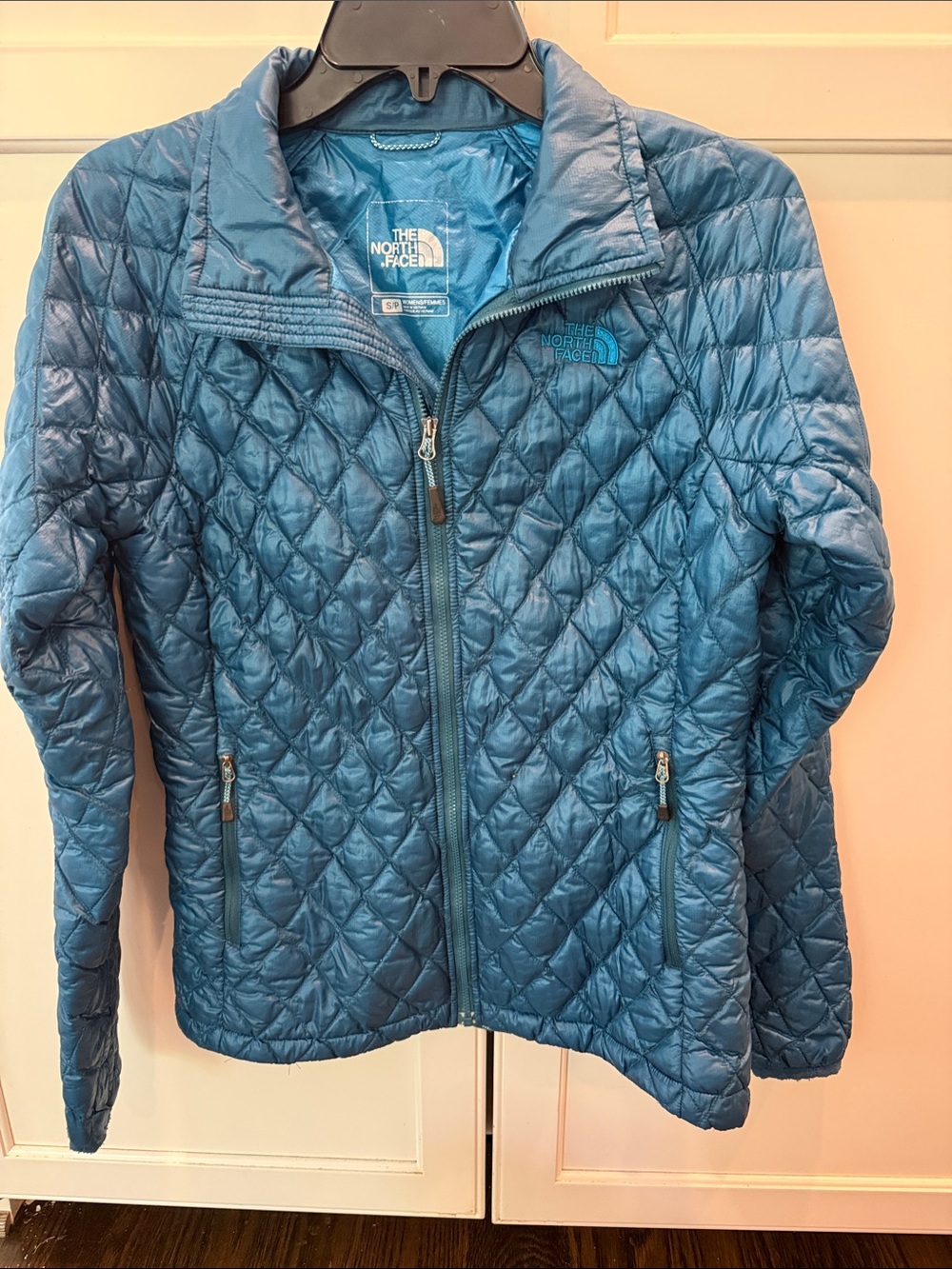 The North Face Ladies Teal Quilted Puffer Jacket